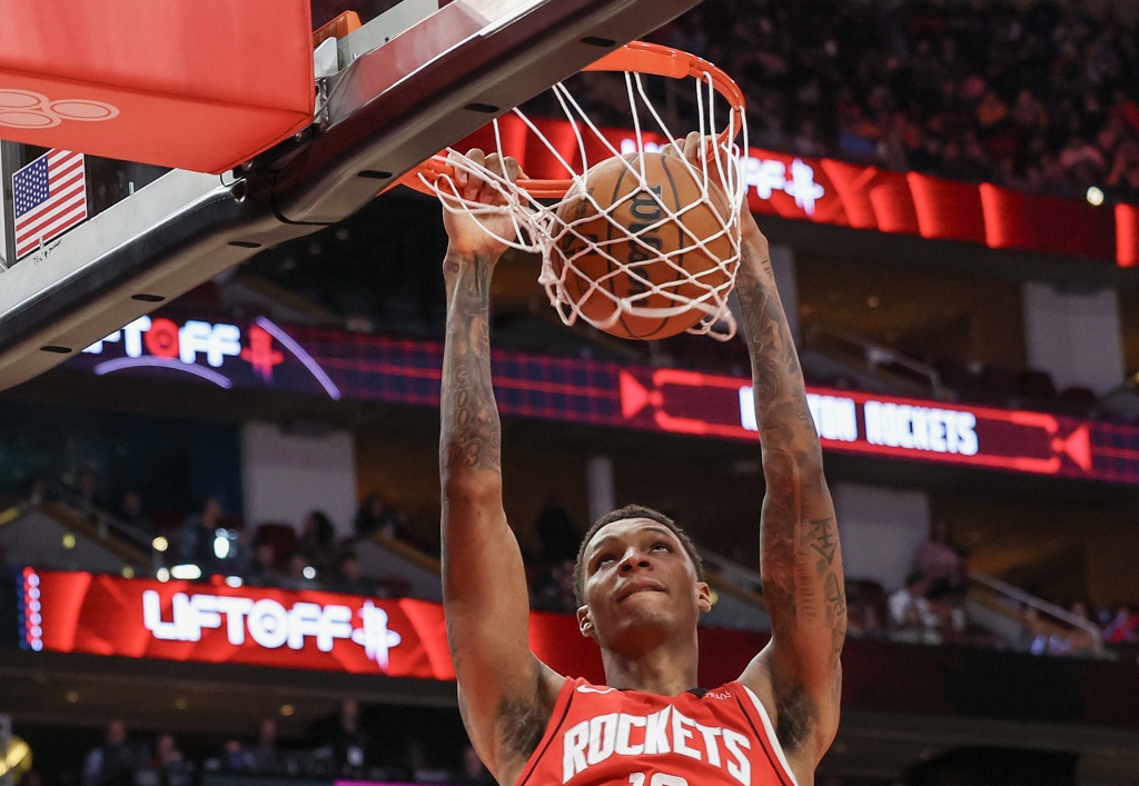 乌度卡:小贾巴里缺阵时 我们的篮板最受影响 他能回归真是太好了